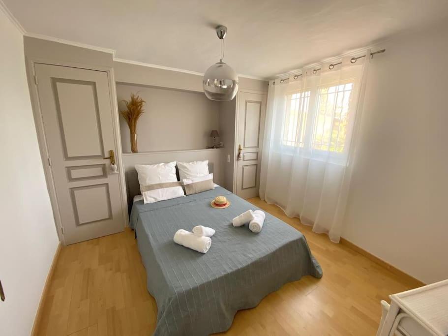A Louer Haut De Villa 4 Pieces A Sainte-Maxime Golfe De St-Tropez Екстериор снимка